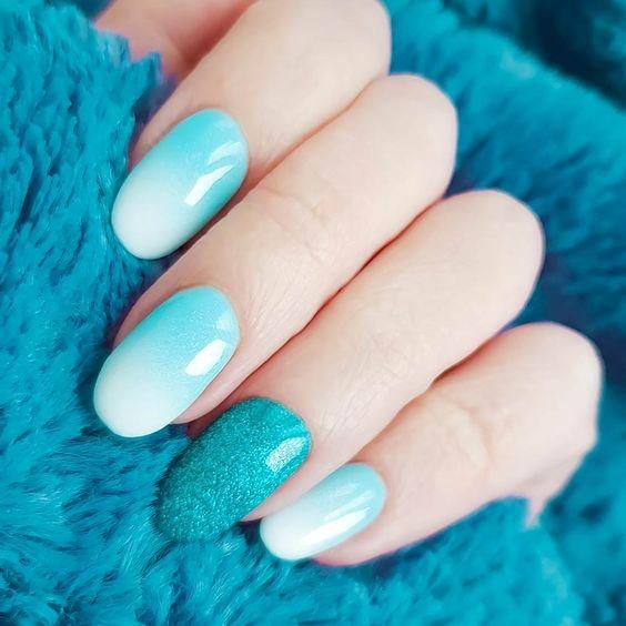 Blue Ocean Ombre nails