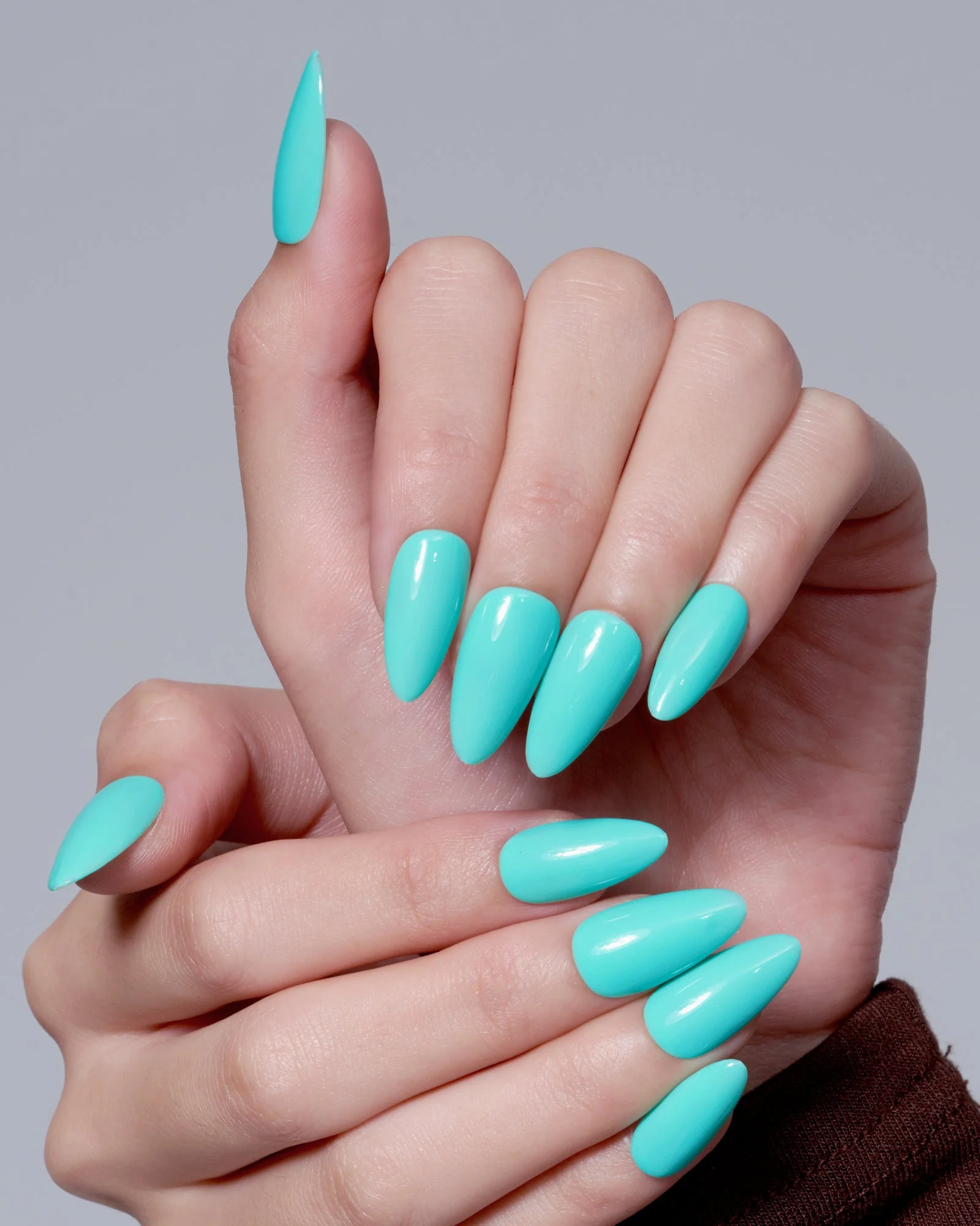 neutral nails 10