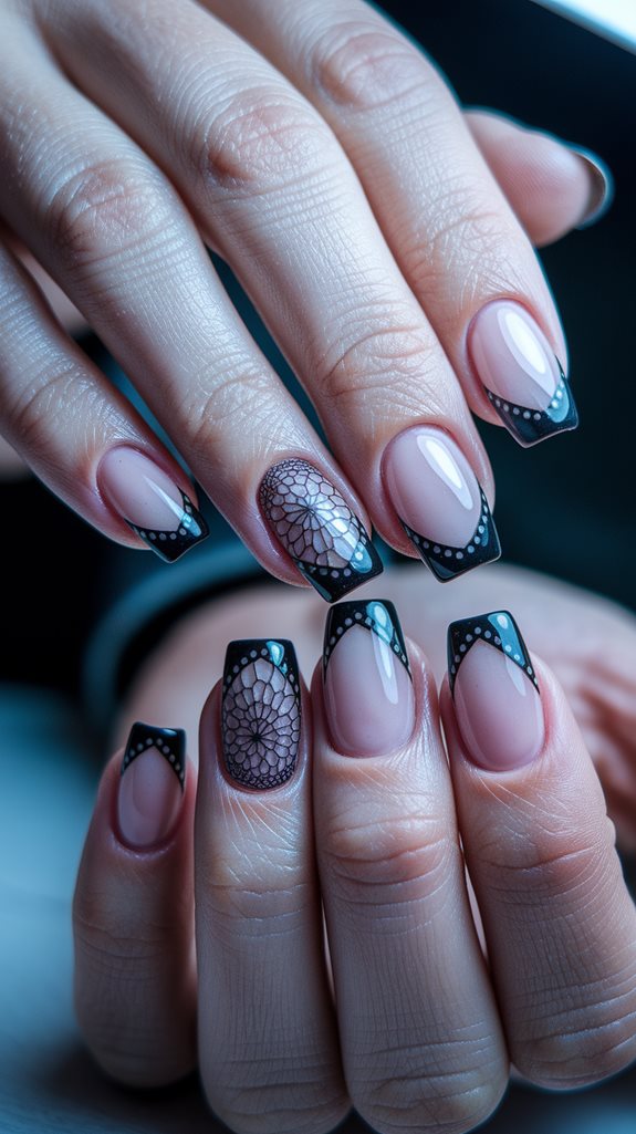 lace patterned black tips